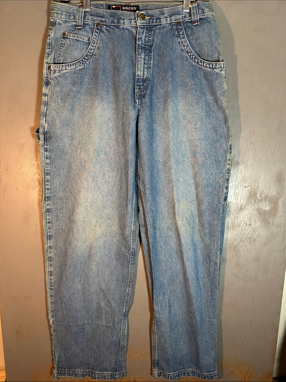 Bugle Boy Men's Light Wash Relaxed Straight Jeans